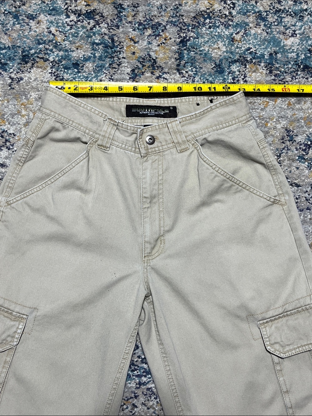 Y2K South Pole Baggy Tan Cargo Shorts with Embroidered Back Logo Size 29 - Picture 10 of 16